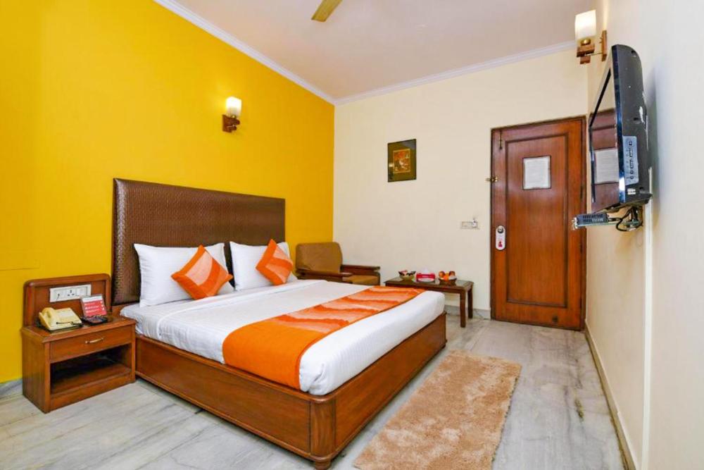 Room image 3