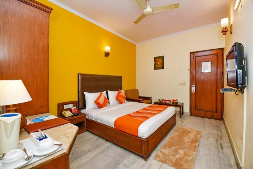 Room image 4